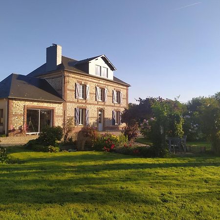 Chambres D'Hotes " Le Clos Des Colimacons " Maniquerville Екстериор снимка